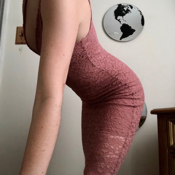 Dress - Picture 4 of 4